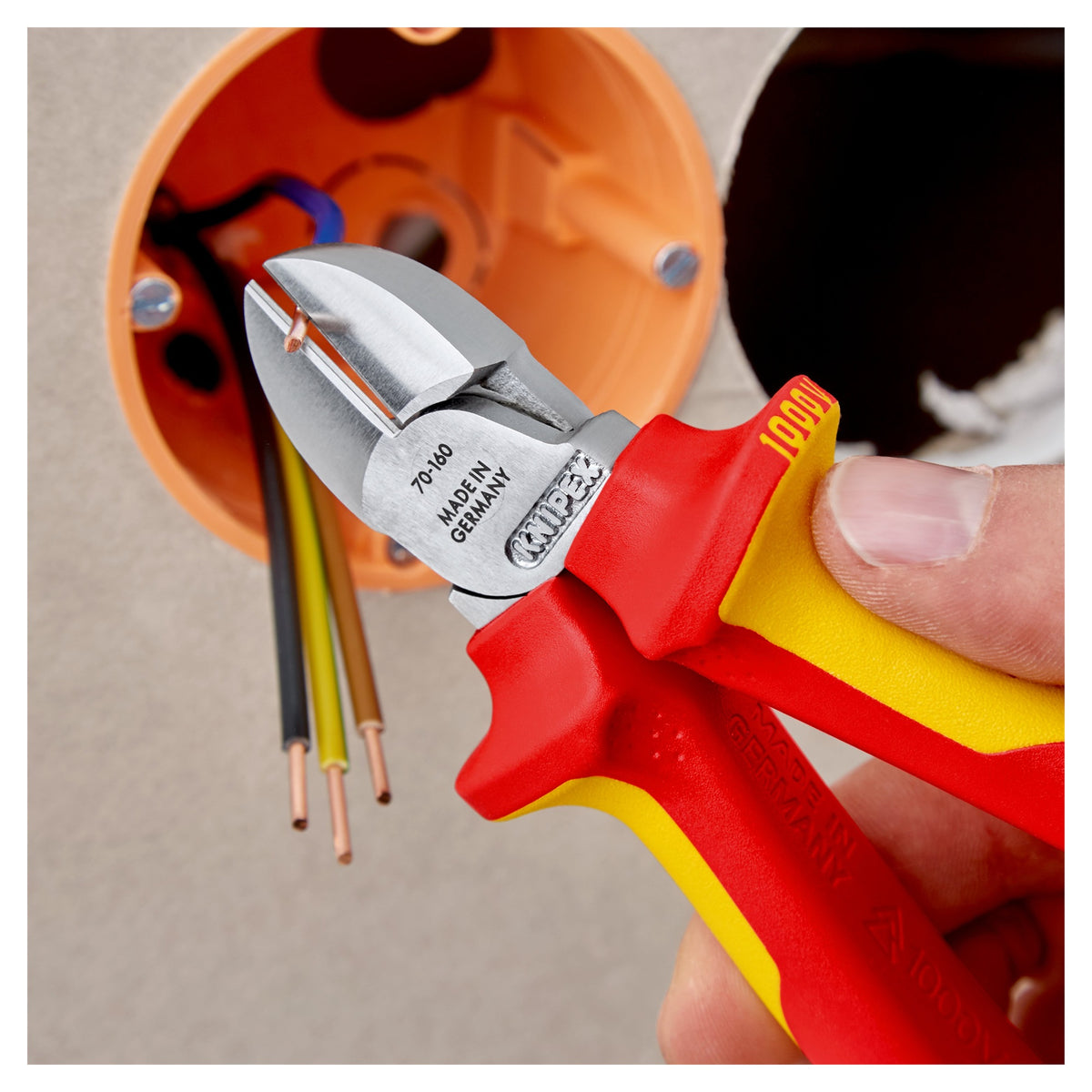 Knipex 70 06 160 SB VDE Diagonal Cutter 160mm (Carded)