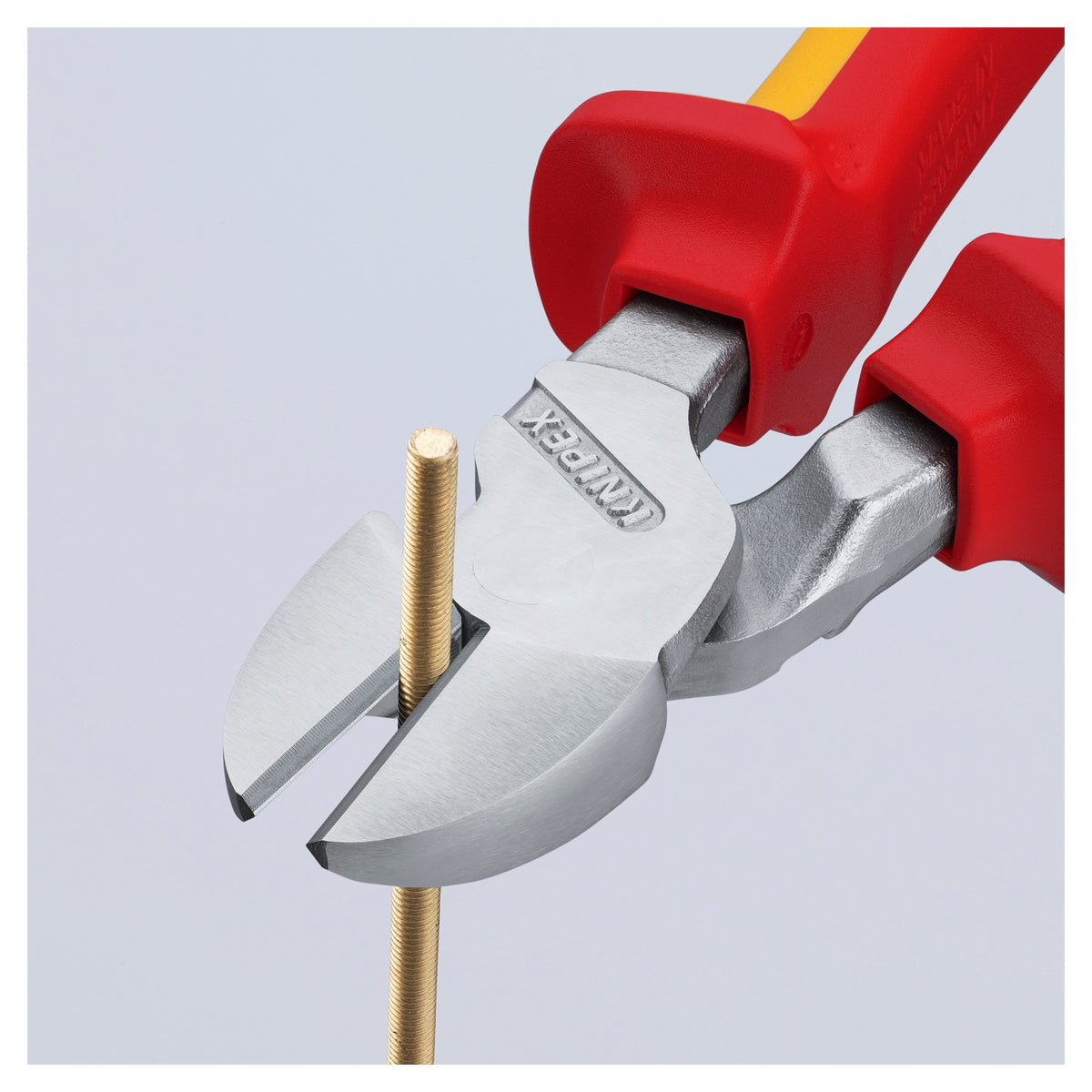 Knipex 74 06 200 SB VDE High Leverage Diagonal Cutter 200mm (Carded)