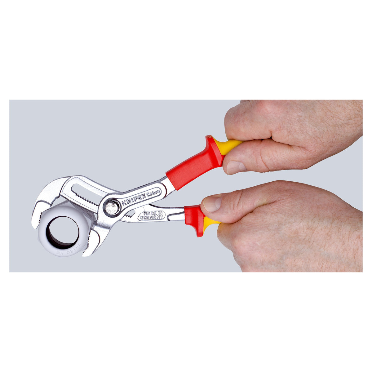 Knipex 87 26 250 SB Cobra VDE High-Tech Water Pump Pliers 250mm (Carded)