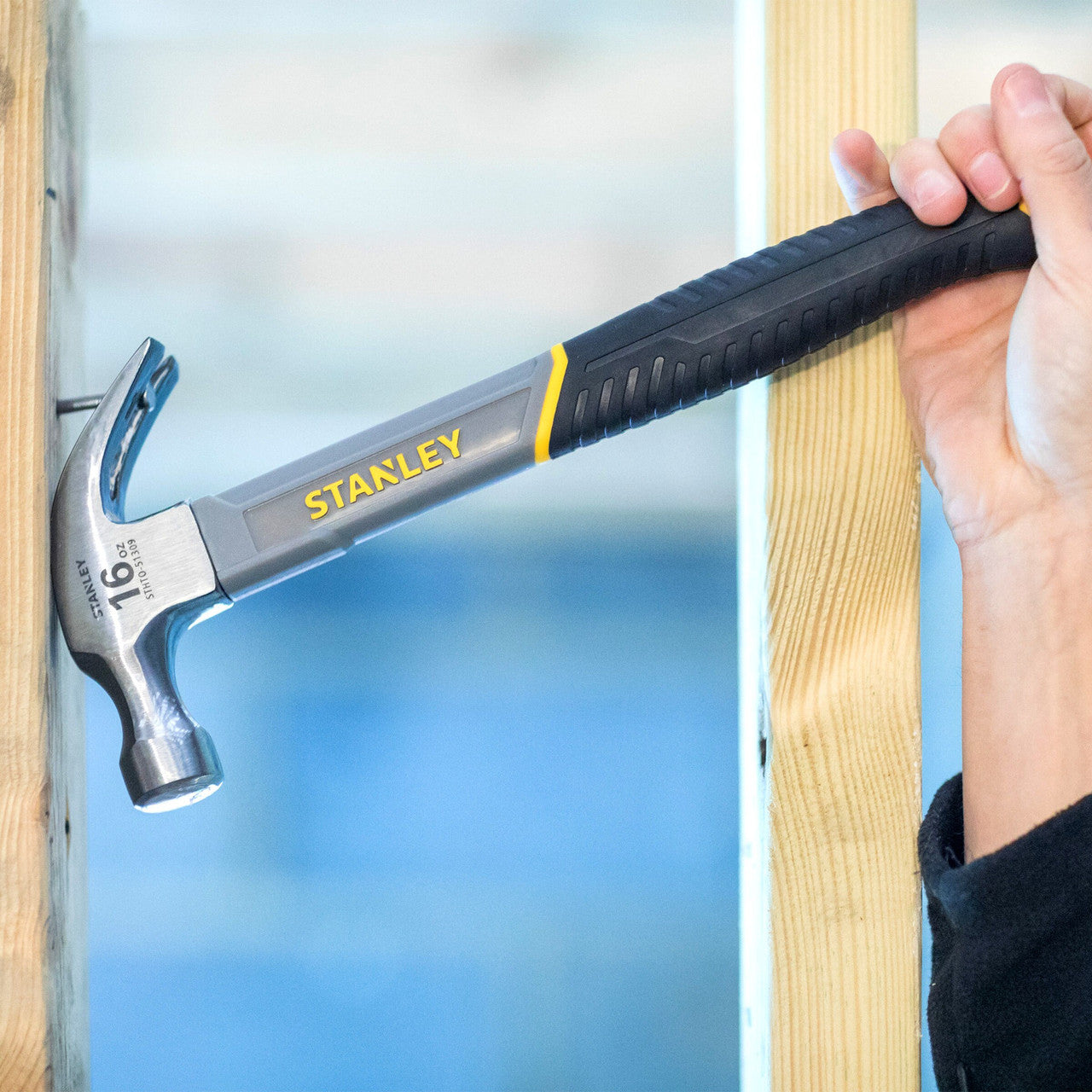 Stanley STHT0-51309 Curve-Claw Fibreglass Hammer 16oz