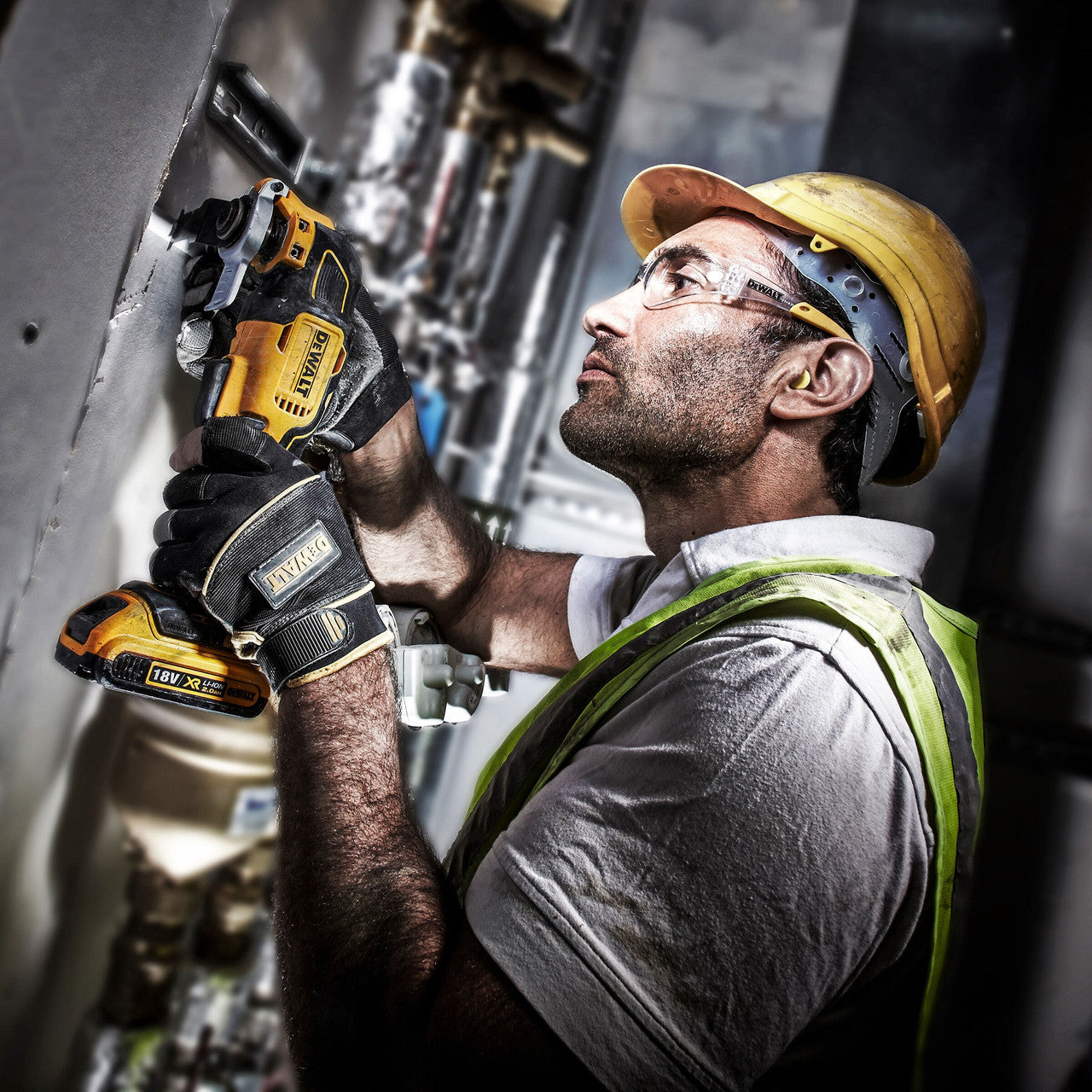 Dewalt DCS355N XR 18V Brushless Multi-Tool with Accessory Set (Body Only)