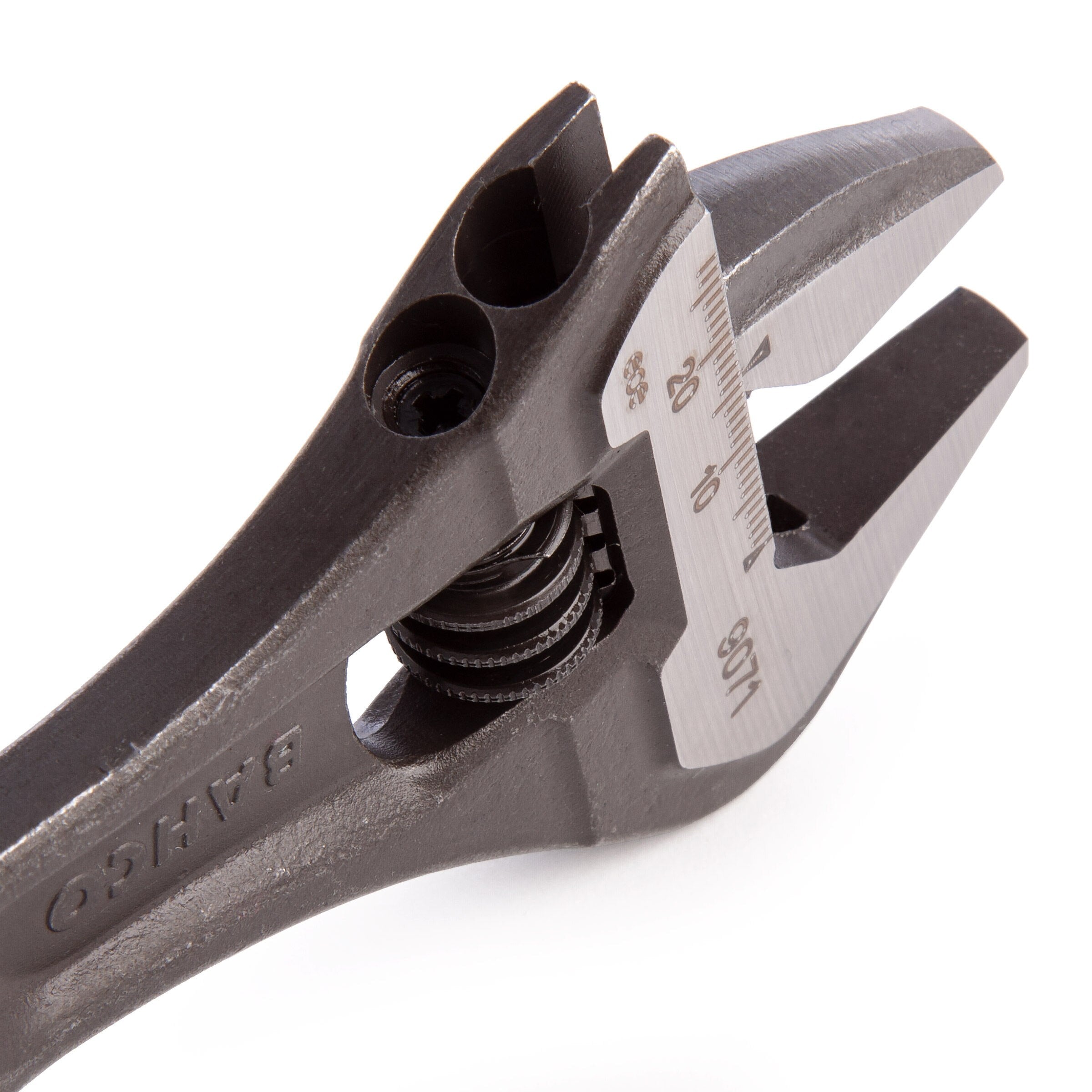 Bahco 9071 Adjustable Wrench 8in / 208mm - 27mm Jaw Capacity