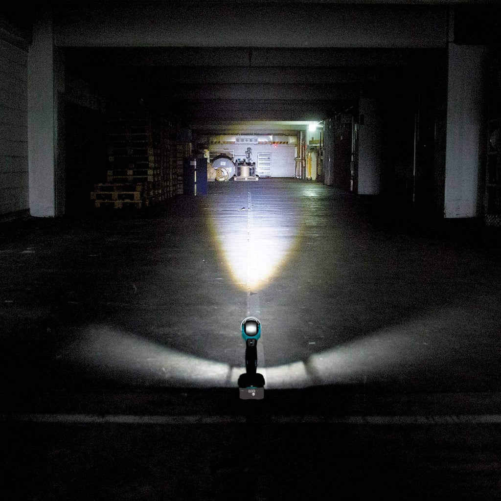 Makita DML808, 14.4V / 18V LXT LED Flashlight (Body Only) 6