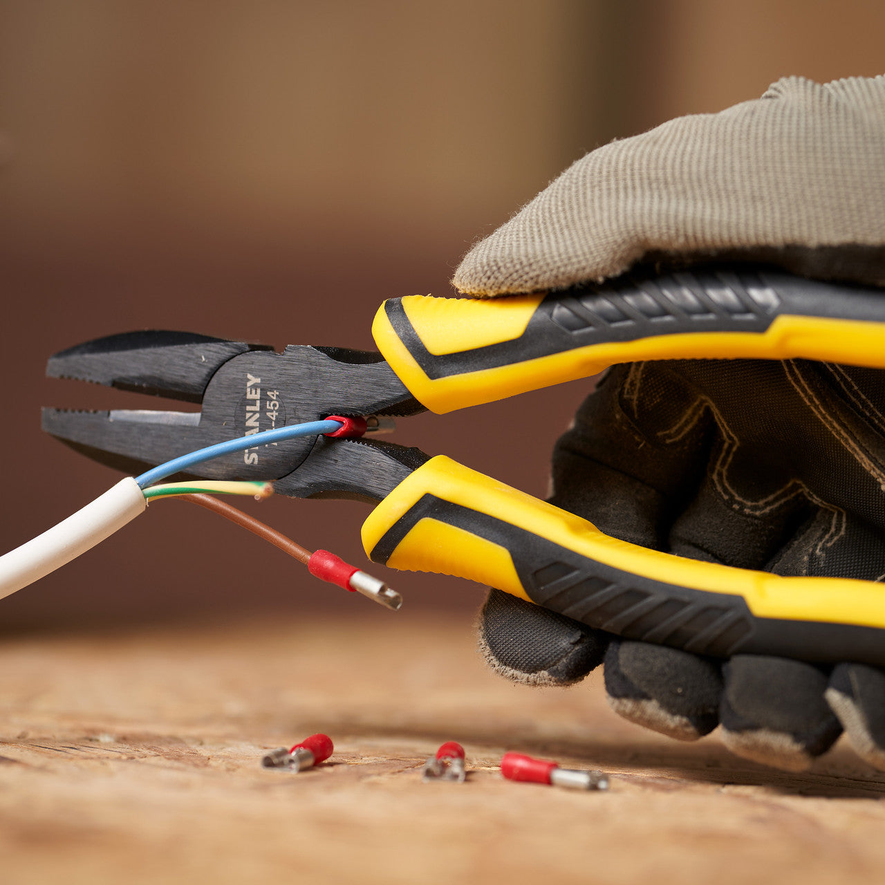 Stanley STHT0-74454 ControlGrip Combination Pliers 180mm 4