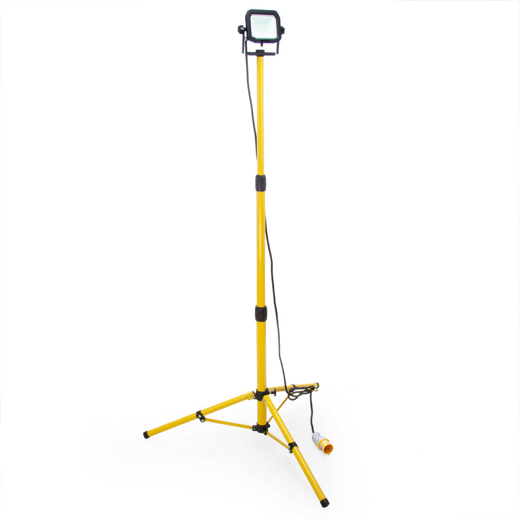 Luceco LSLSTW201V-01 Tripod with Single LED Worklight 20W 110V