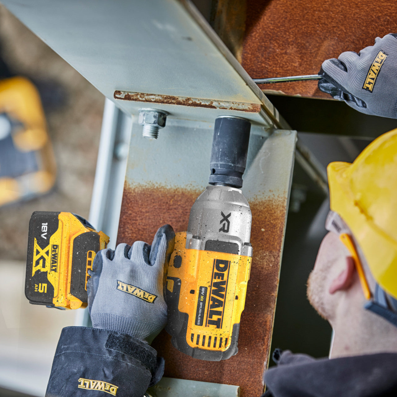 Dewalt DCF900N 18V XR Brushless 1/2" Hog Ring High Torque Impact Wrench (Body Only) 3