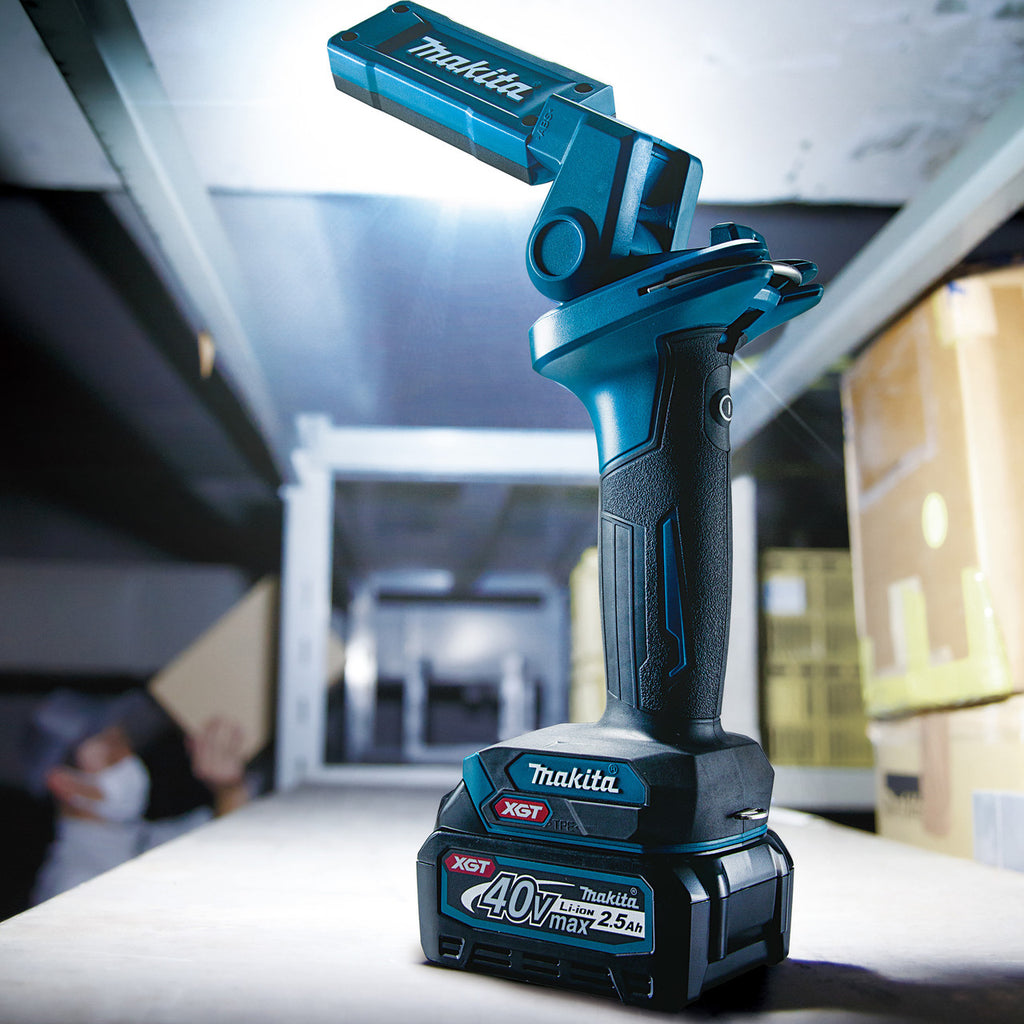 Makita ML006G 40Vmax XGT Cordless Torch (Body Only) 7
