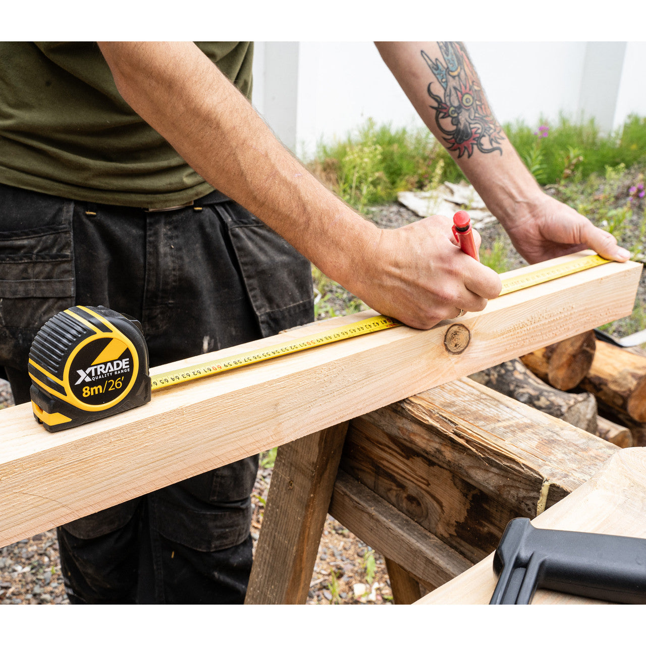 XTrade X0900032 Metric/Imperial Tape Measure 8m sizing wood outdoors