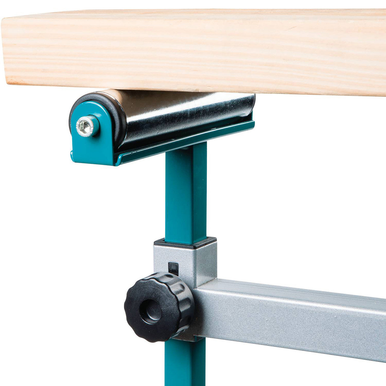 Makita DEBWST06 Mitre Saw Stand close up of roller