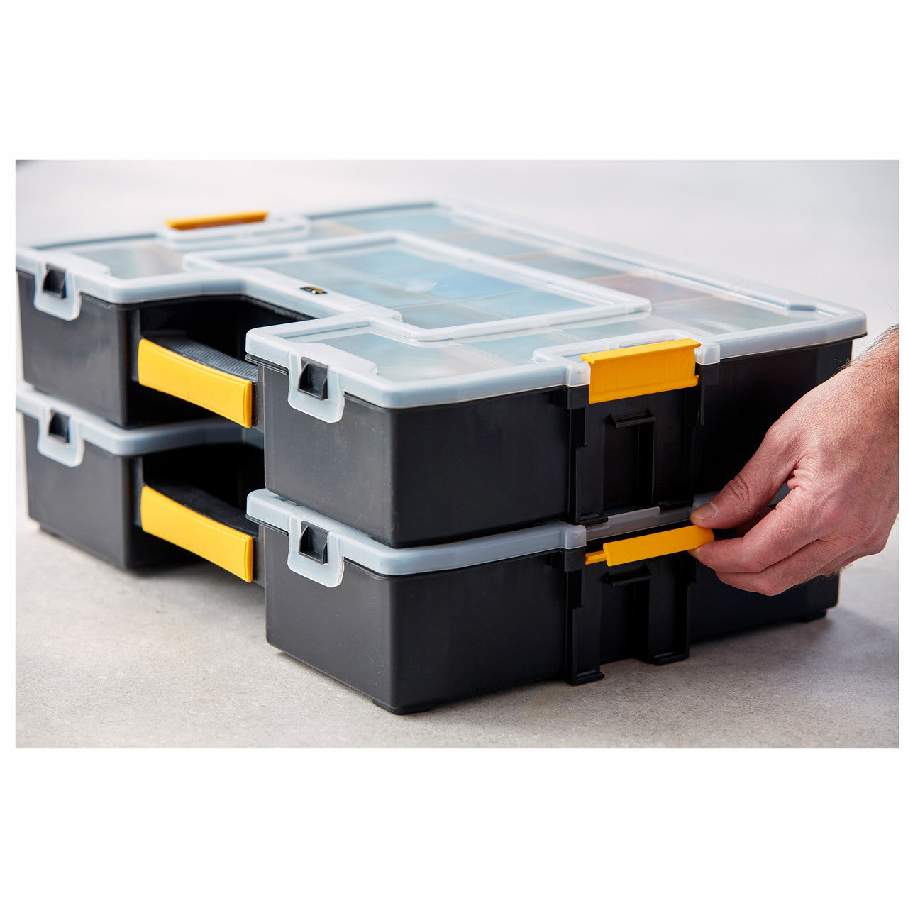 Stanley 1-94-745 Sort Master Seal Tight Professional Organiser demonstrating multiple connection