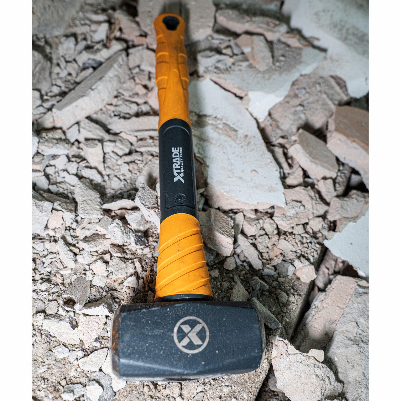 XTrade X0900084 Sledge Hammer with Fibreglass Handle 4.0lb 6