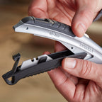 Stanley 0-10-788 DynaGrip Instant Change Knife with 3 Blades 4