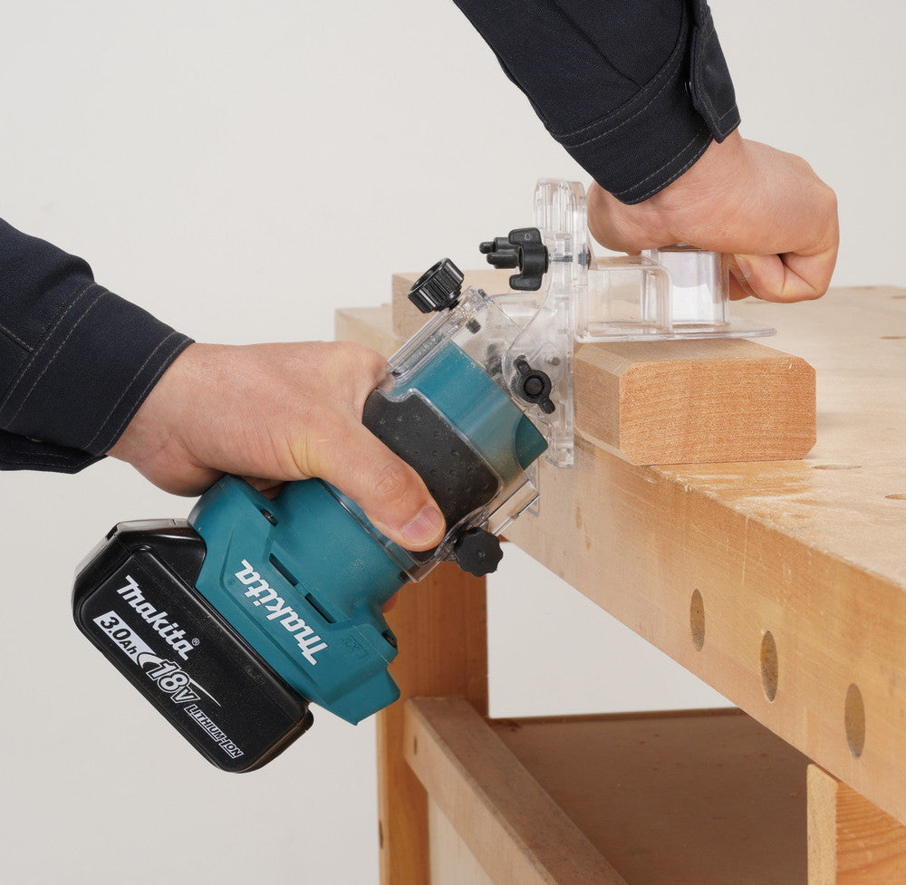 Makita DRT52Z cordless trimmer with Extreme Protection Technology for dust and water resistance.