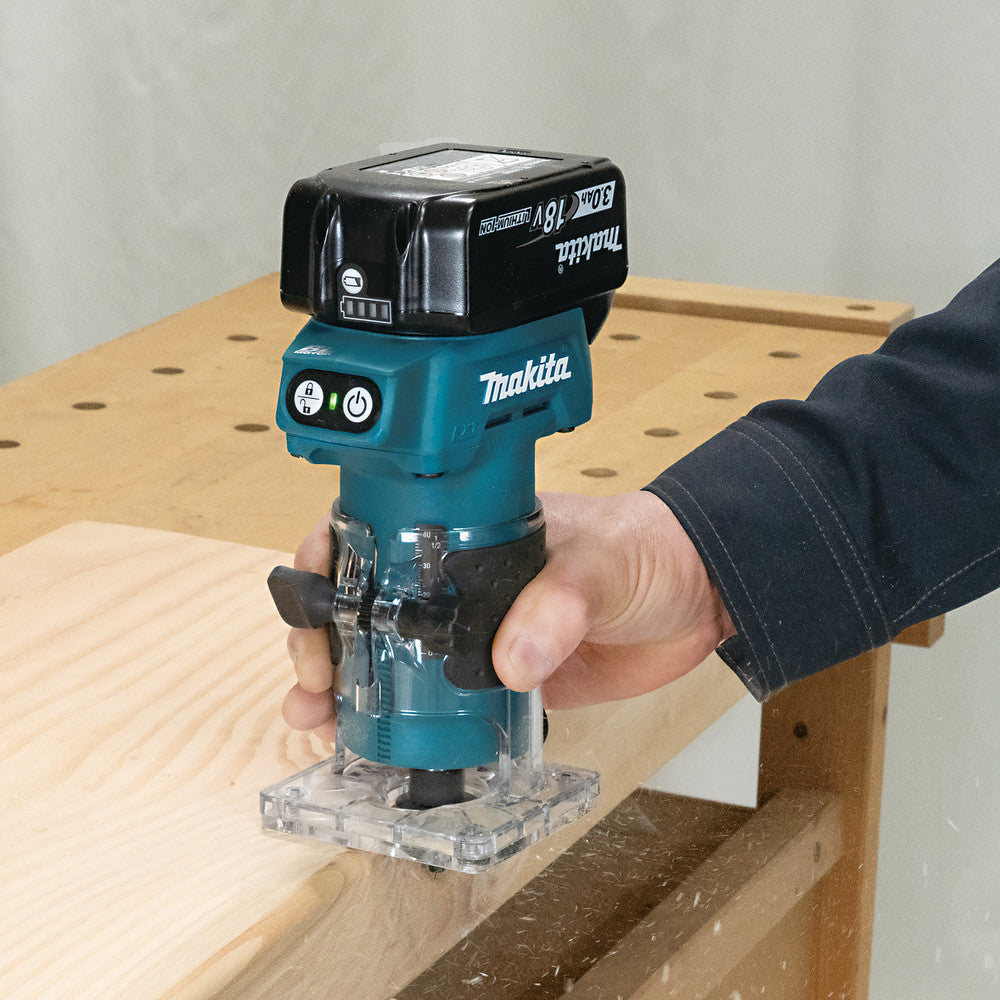 Makita DRT52Z cordless trimmer with Extreme Protection Technology for dust and water resistance.