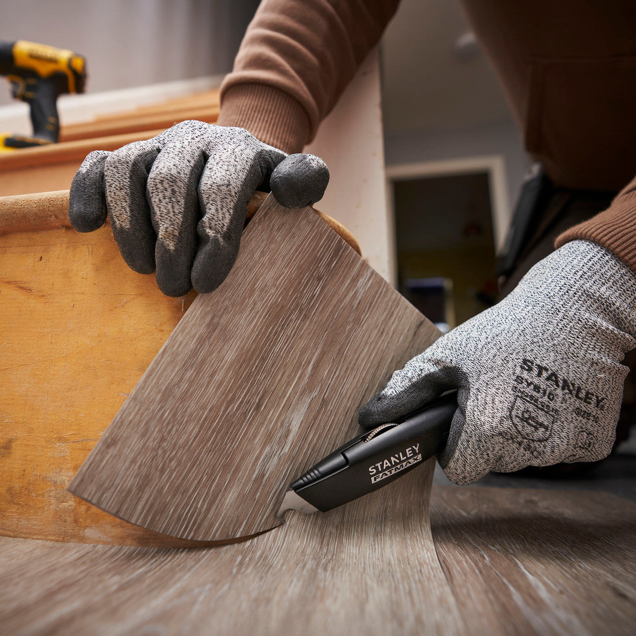 Stanley FMHT10500-0 FatMax Heavy-Duty Trade Utility Knife Cutting Flooring