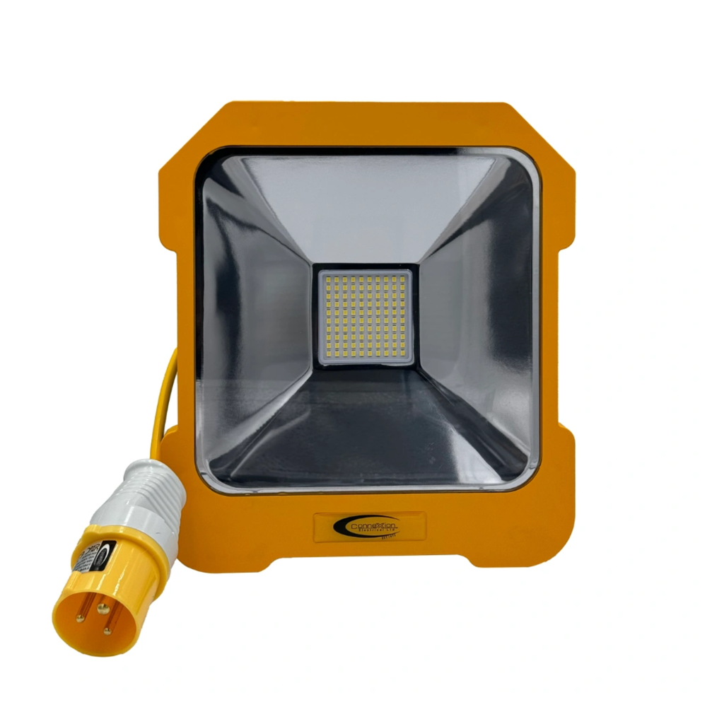 Connexion 6694 LED Task Light 20W 3m 16A 1 x 16A Outlet (110V)